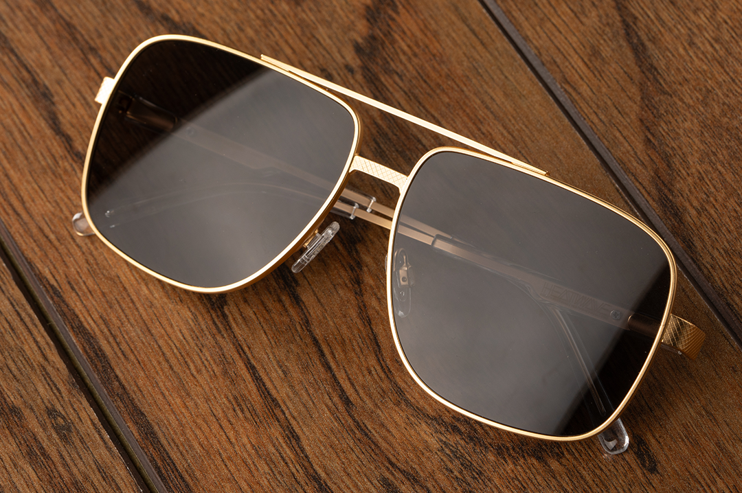 Nimitz Sunglasses: Gold